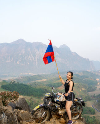 Leo Nam Xay Viewpoint hãy một lần chạm tay vào Vang Viêng từ trên cao
